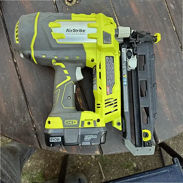 NEW RYOBI ONE+ 18V AirStrike 16-Gauge Cordless Finish Nailer Tool & Battery
